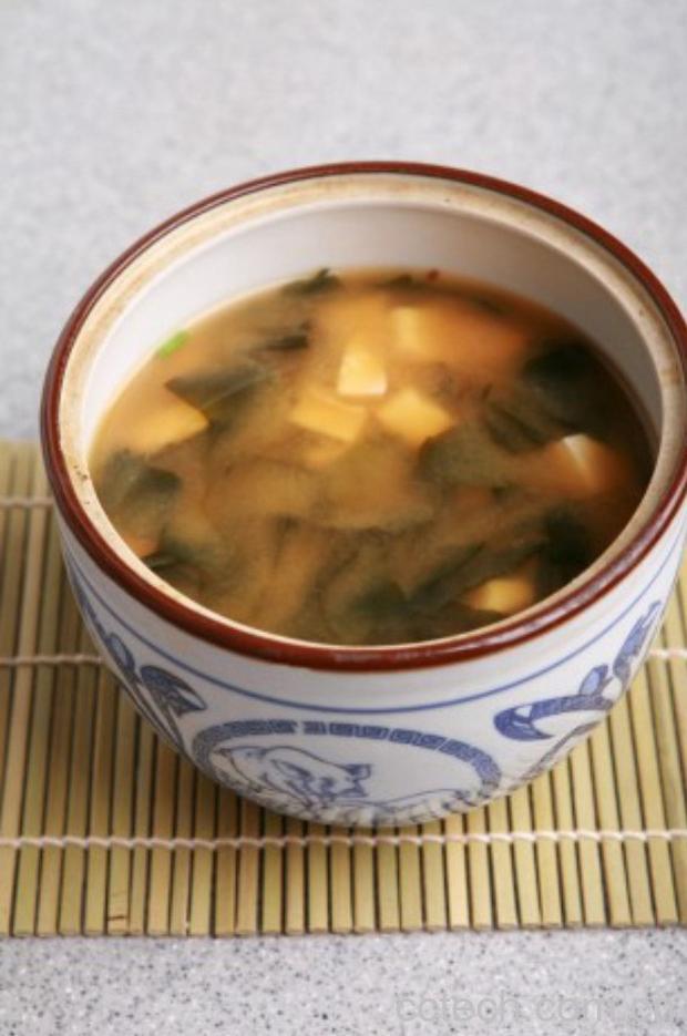 果蔬百科白菜豆腐裙带菜汤-0