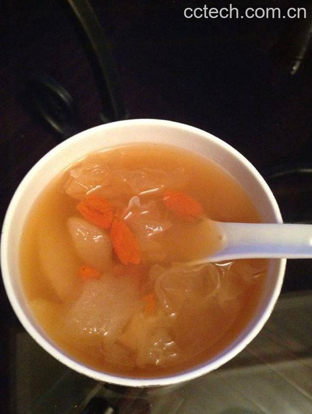 果蔬百科冰糖银耳汤的功效-0