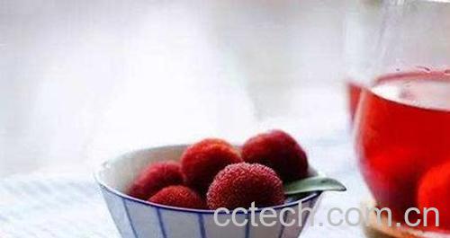 冰糖杨梅酒的功效与作用-0