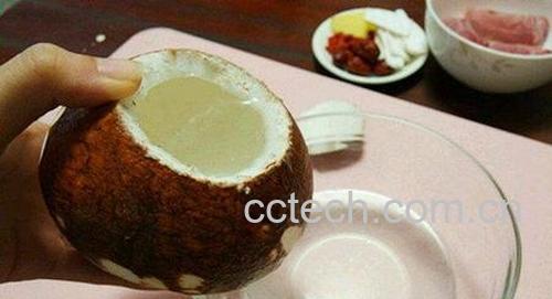 椰子水的功效与作用 椰子水的禁忌-1