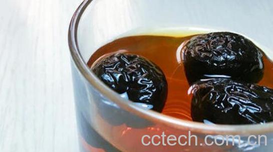 把大枣炒糊泡水的害处-1