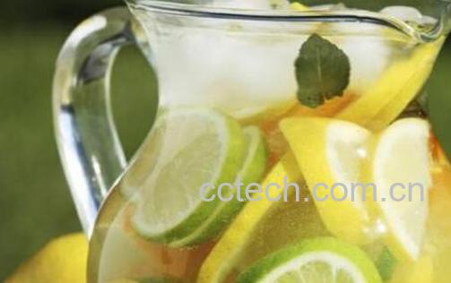 柠檬泡水喝的9大禁忌-1