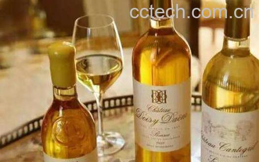 干白葡萄酒对人的好处 喝干白葡萄酒正确方法-0