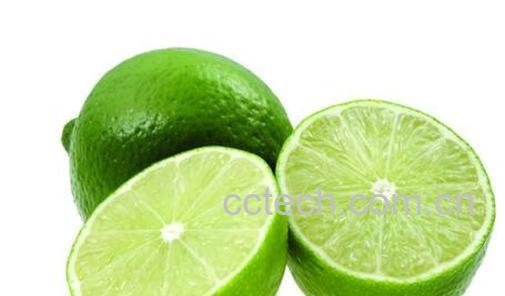 青柠檬泡水喝有什么好处-0