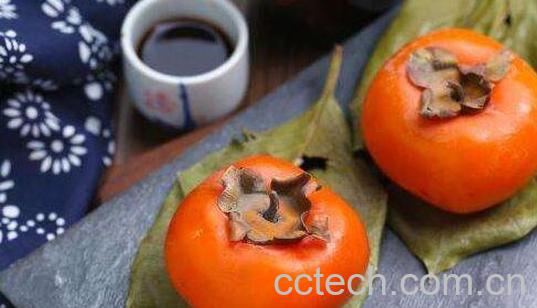 吃柿子的好处和坏处 吃柿子有什么好处-1