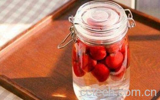山楂泡酒的功效作用-0