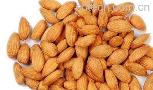 干杏仁怎么泡发吃好 干杏仁的常见吃法-1