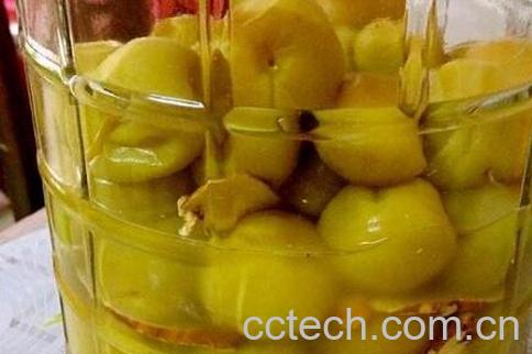 怎么用糖腌青梅 糖腌青梅的方法教程-0