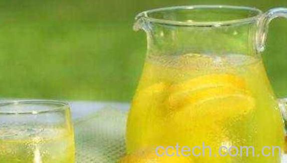 喝柠檬水的禁忌 哪类人不适宜喝柠檬片泡水-0
