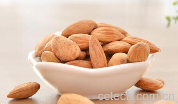 干杏仁怎么处理才能吃 干杏仁怎么泡发吃好-0