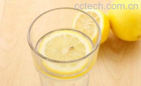 柠檬皮泡水的功效与作用及禁忌-1