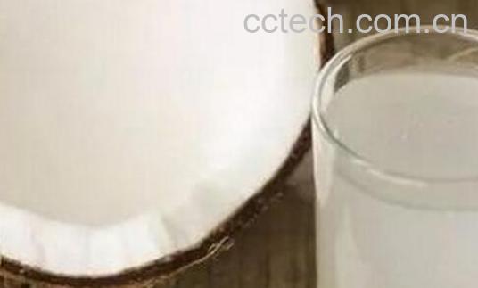 女人喝椰子水的功效与坏处-0