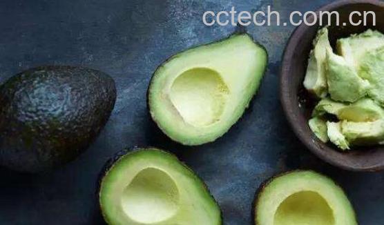 婴儿吃牛油果要蒸熟吗 婴儿如何吃牛油果 -0