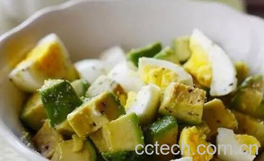 8个月婴儿怎么吃牛油果 6个月宝宝牛油果怎么吃-0