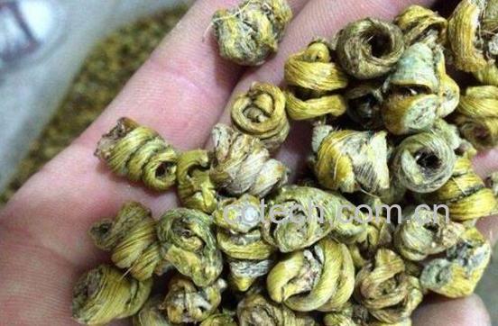 耳环石斛怎么泡水喝 耳环石斛的食用方法-0