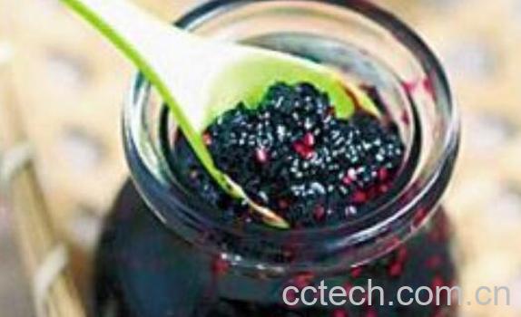 如何做桑葚酱窍门 桑葚酱怎么熬-1