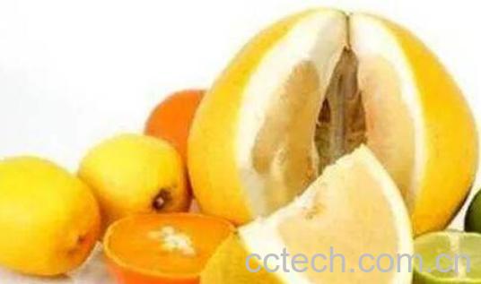黄柚子和红柚子的区别 吃柚子的好处-0