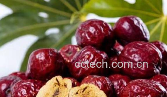 生吃干红枣的功效与作用-1