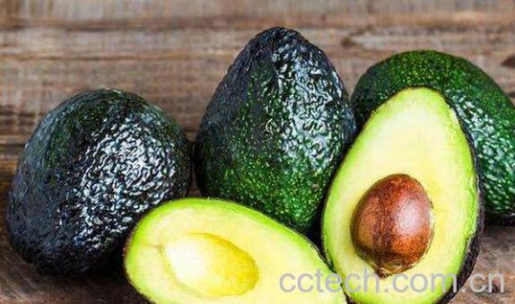 牛蛇果和牛油果的区别 吃牛油果的好处-1