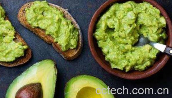 坚持吃牛油果皮肤变化 吃牛油果对皮肤有哪些好处-1