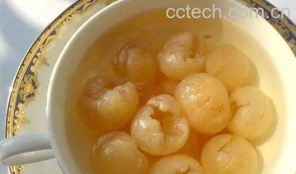 龙眼肉泡水喝的功效与作用-1