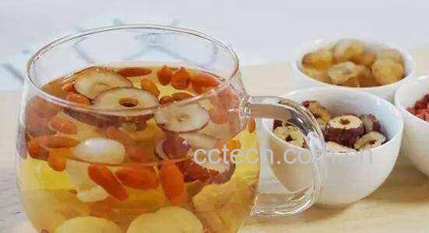 桂圆肉泡水喝的功效与禁忌-1