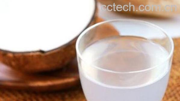 如何分辨椰子水坏没坏-1