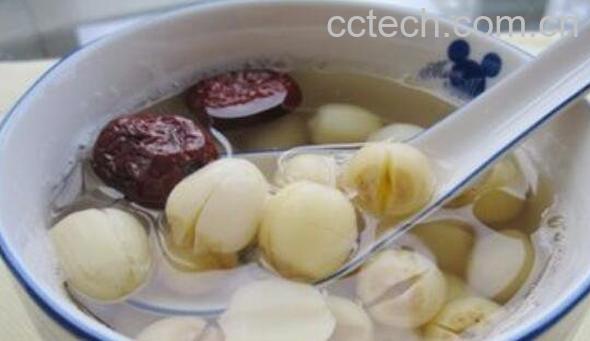 莲子怎么煮容易烂 干莲子快速煮烂的方法-1