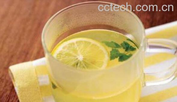 柠檬泡酒的功效作用 喝柠檬泡酒的好处-1