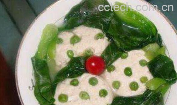  莲蓬煲汤有什么作用-1