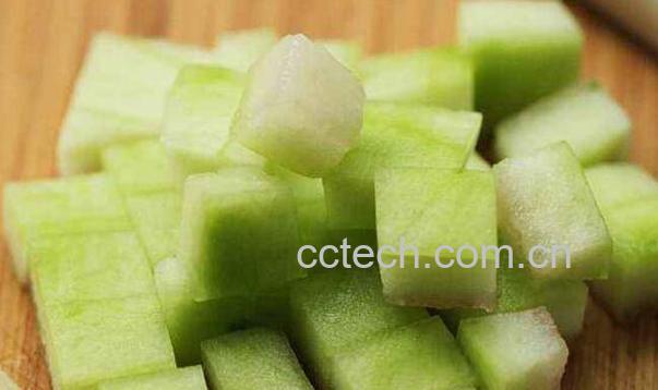 西瓜皮的作用与功效 吃西瓜皮的好处-1