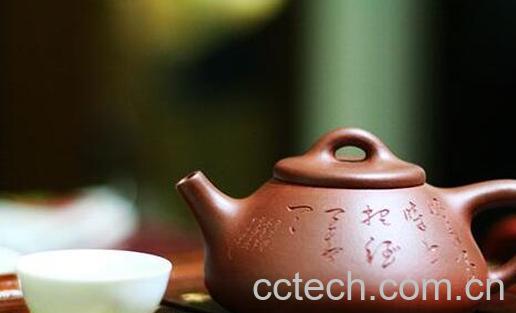 最正确的紫砂壶开壶法-1