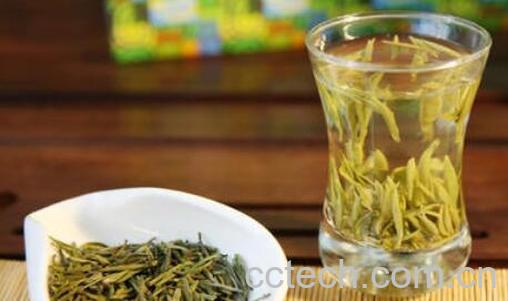 男人每天喝绿茶有什么好处-1