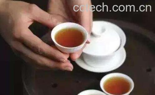 光喝茶不喝水会怎么样-0