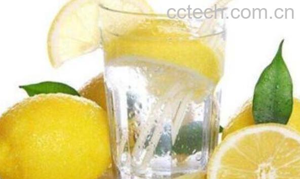 如何用柠檬片泡水 柠檬片泡水的正确泡法-1