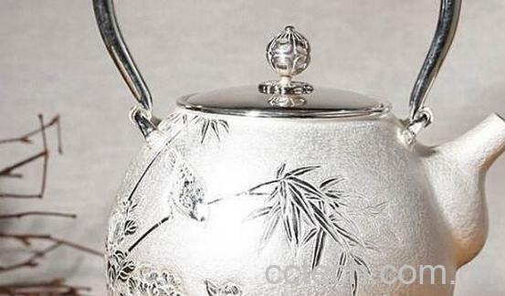 银茶壶第一次用怎么处理 银壶首次使用方法-0