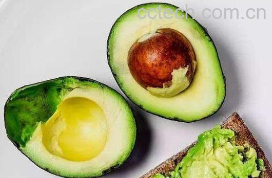 牛油果熟到什么程度可以吃 牛油果切开太生怎么办-1