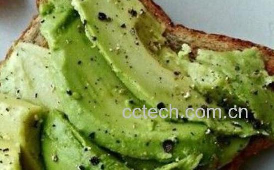 牛油果怎样才算熟 牛油果熟了什么样-1