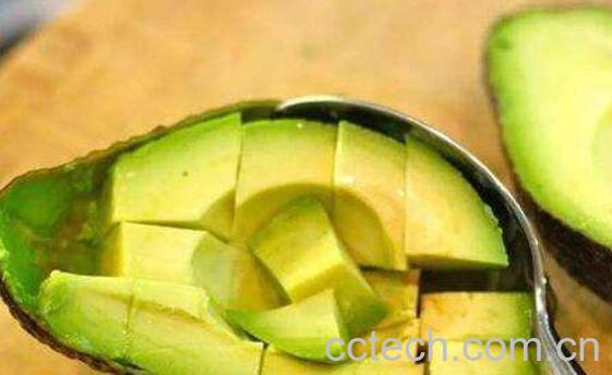 牛油果怎么吃 牛油果的正确吃法-0