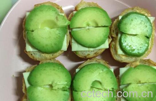 牛油果怎样吃才不难吃 牛油果怎么吃最好吃-0