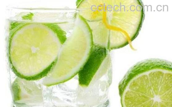 喝柠檬水有什么好处 喝柠檬水的好处与功效-1
