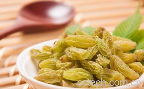 吃葡萄干有什么好处 吃葡萄干的好处与功效-1