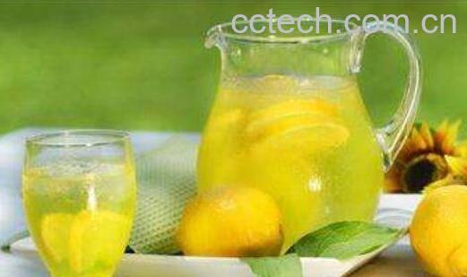 减肥柠檬水的正确泡法 减肥柠檬水怎么喝-0