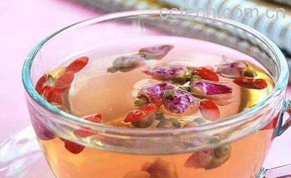 玫瑰花茶的功效与作用 玫瑰花茶的好处-1