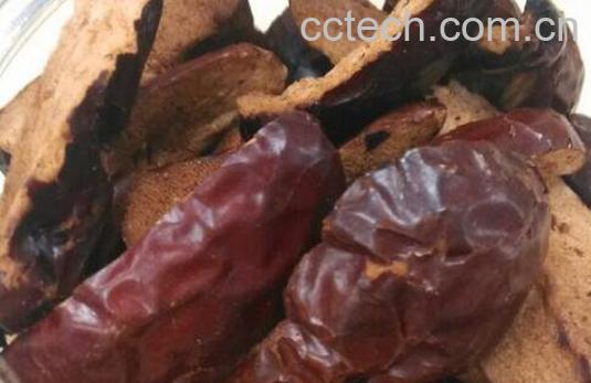 炒枣泡水的好处和坏处-1