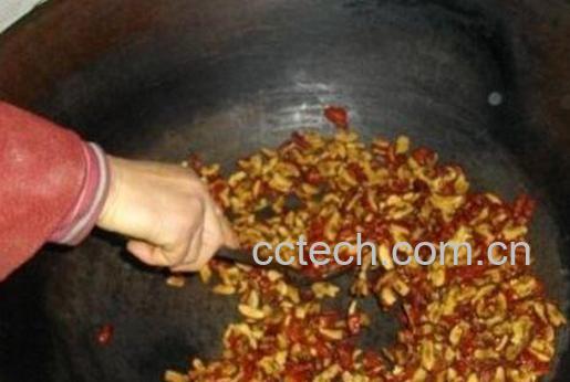 炒红枣要炒到什么程度 炒红枣和不炒的区别-1