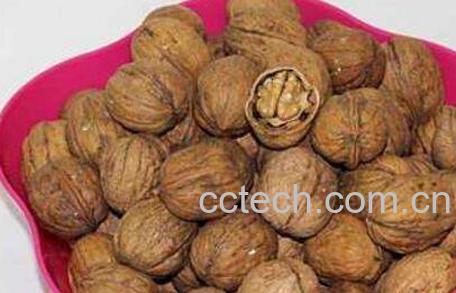 吃核桃的好处有哪些 吃核桃的坏处-1