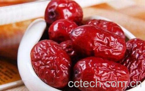 吃红枣有什么好处 吃红枣的功效与作用-0