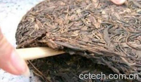 普洱茶很紧怎么开饼 普洱茶饼怎么冲泡-0
