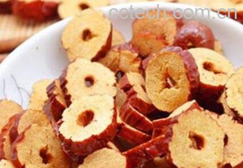 枣干泡水喝有什么好处 枣干泡水的作用与功效-0